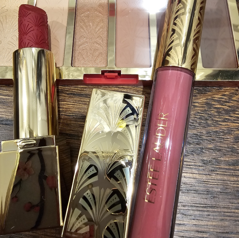Estee Lauder Makeup Bundle Eyeshadow Lipstick and Lip Gloss - Picture 2 of 10